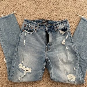 Abercrombie & Fitch Simone High Rise Slim jeans. Size 4 Regular.